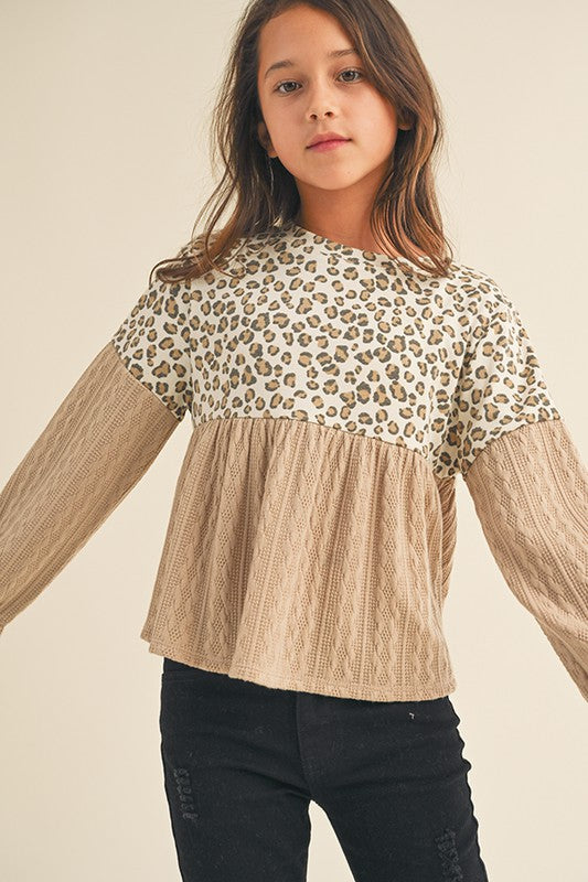 Knit top with cheetah print